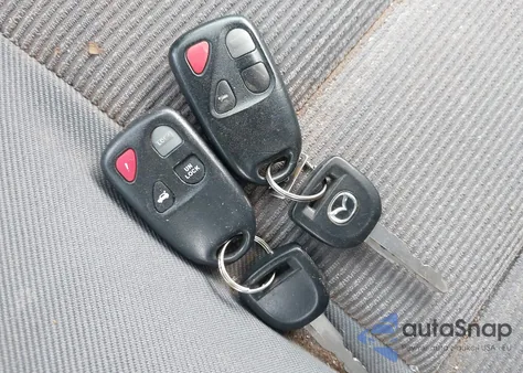 2004 Mazda Mazda6 I z USA, uszkodzony, nr VIN 1YVFP80C445N47225